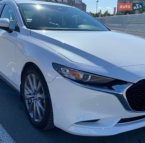 Седан Mazda 3 2023 в Каменец-Подольском