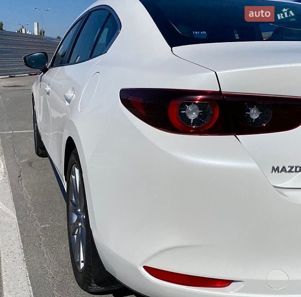 Седан Mazda 3 2023 в Каменец-Подольском