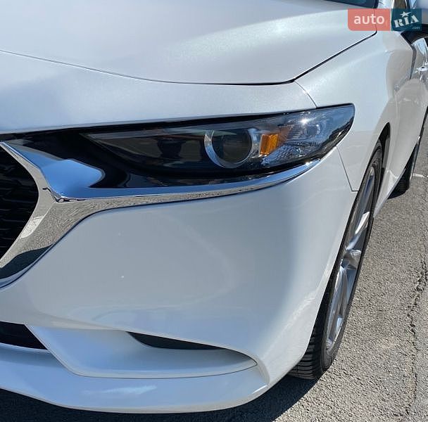 Седан Mazda 3 2023 в Каменец-Подольском