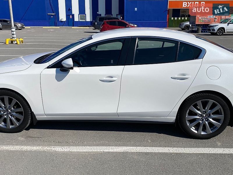 Седан Mazda 3 2023 в Каменец-Подольском