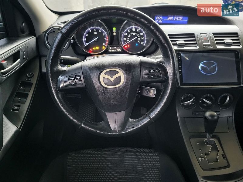 Седан Mazda 3 2011 в Черкасах