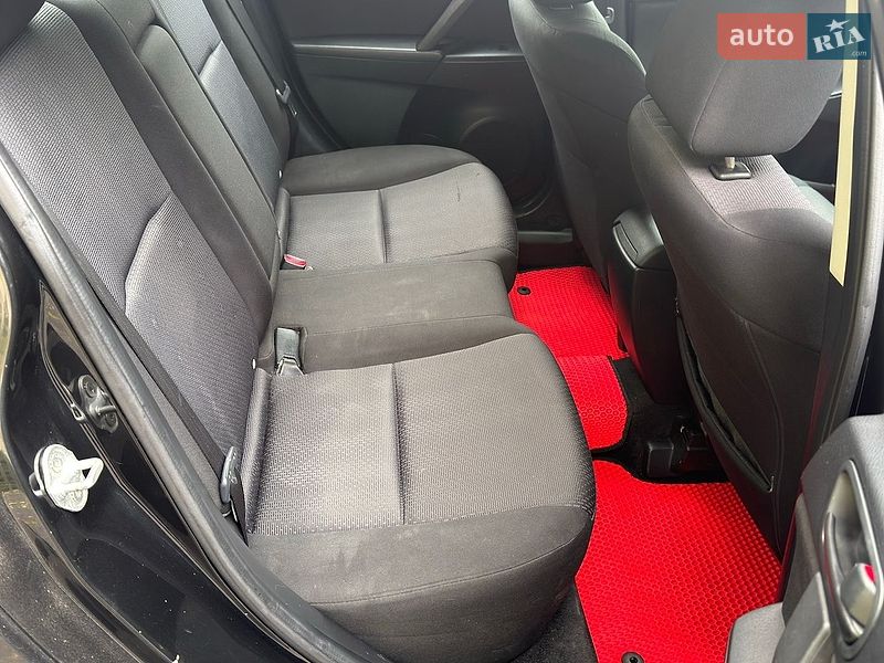 Седан Mazda 3 2009 в Харькове