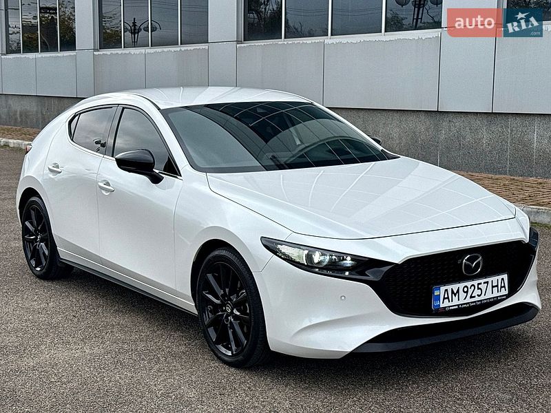 Хэтчбек Mazda 3 2021 в Киеве