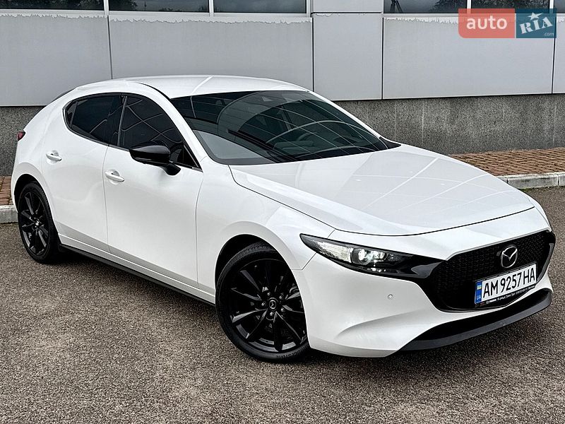 Хэтчбек Mazda 3 2021 в Киеве
