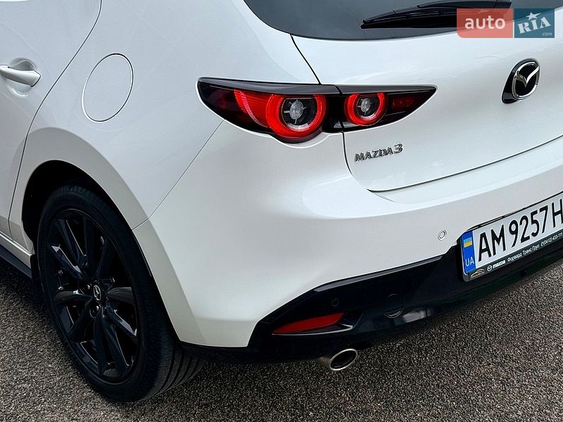 Хэтчбек Mazda 3 2021 в Киеве