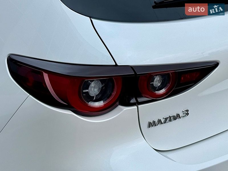 Хэтчбек Mazda 3 2021 в Киеве