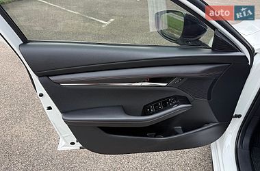 Хэтчбек Mazda 3 2021 в Киеве