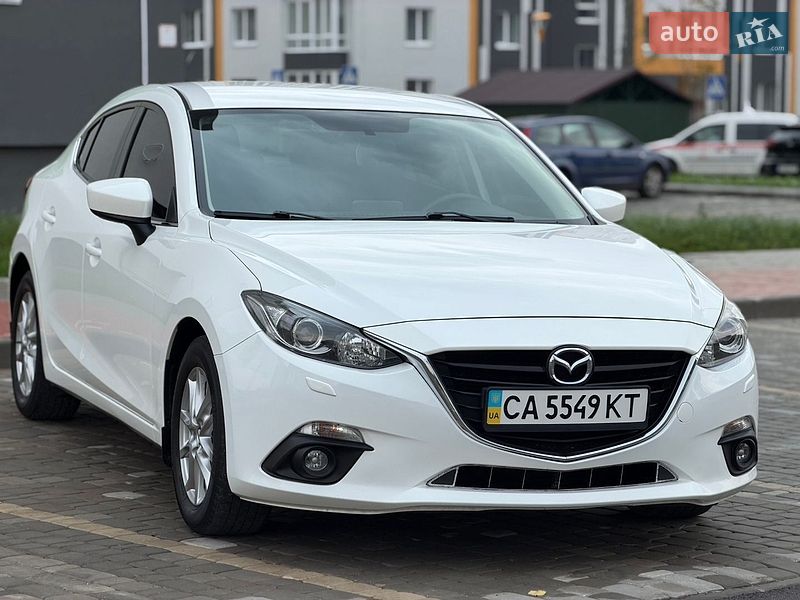 Седан Mazda 3 2014 в Виннице