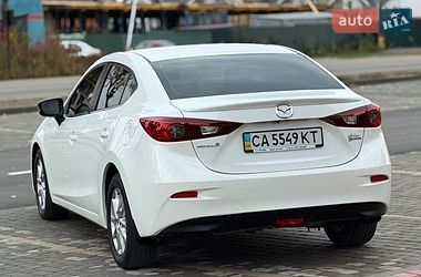 Седан Mazda 3 2014 в Виннице