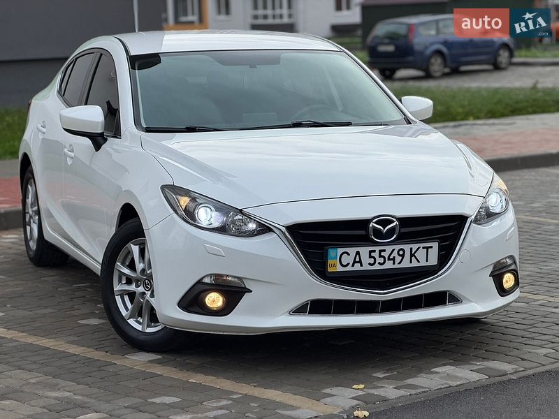 Седан Mazda 3 2014 в Виннице