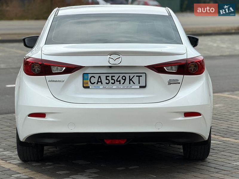 Седан Mazda 3 2014 в Виннице
