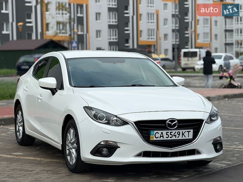 Седан Mazda 3 2014 в Виннице