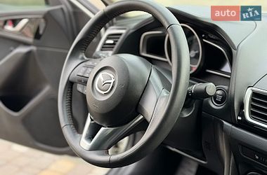 Седан Mazda 3 2014 в Виннице