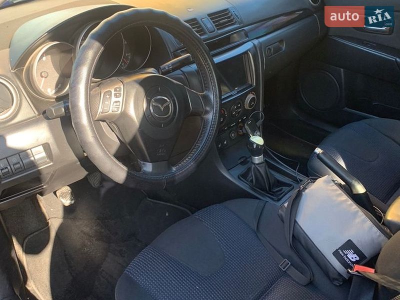 Седан Mazda 3 2003 в Киеве