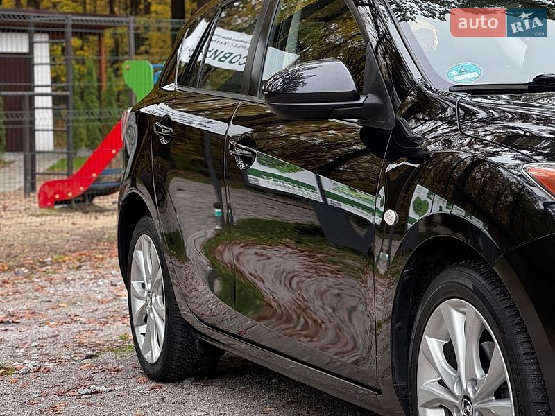 Хэтчбек Mazda 3 2010 в Виннице