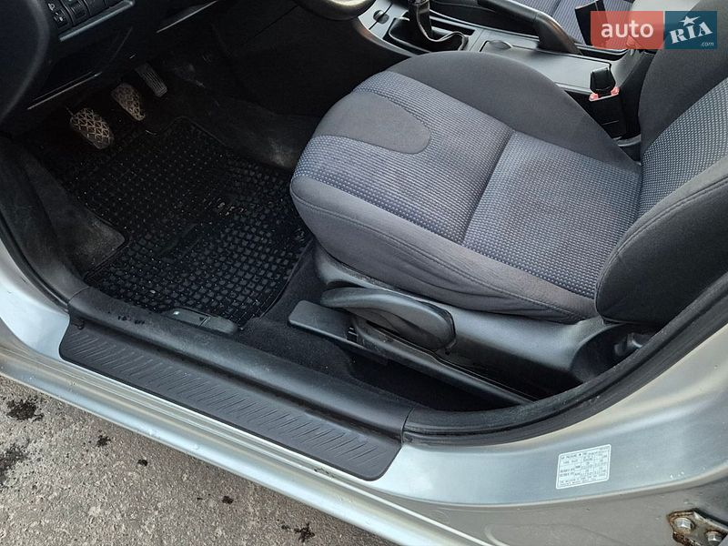 Хетчбек Mazda 3 2006 в Львові