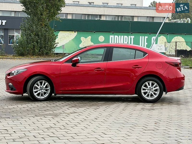 Седан Mazda 3 2013 в Черкассах