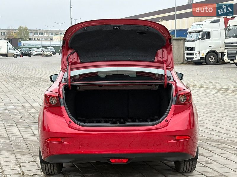 Седан Mazda 3 2013 в Черкассах