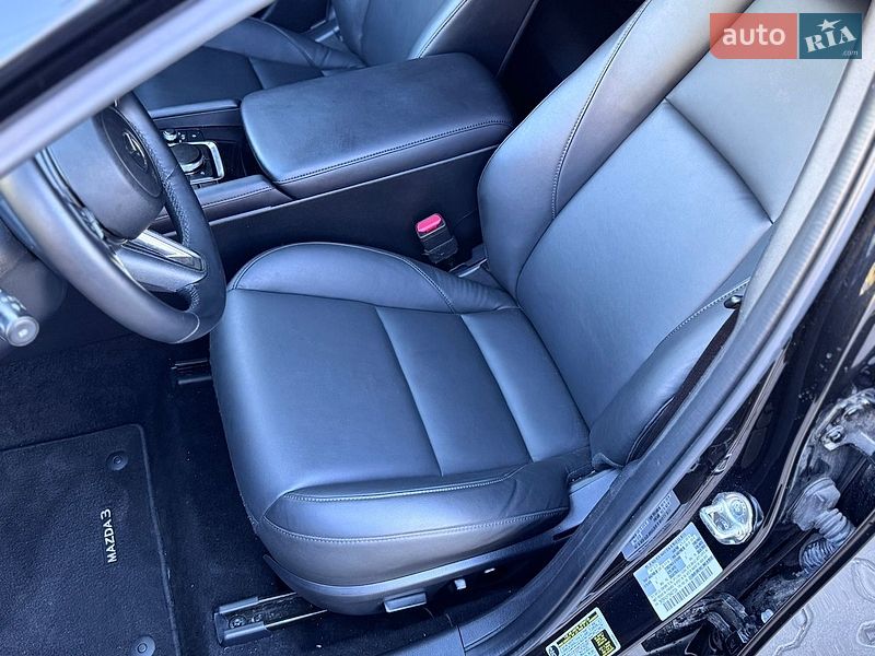 Седан Mazda 3 2025 в Дніпрі фото 16 Седан Mazda 3 2025 в Дніпрі