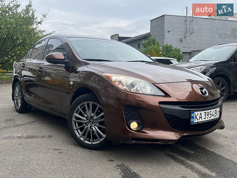 Седан Mazda 3 2012 в Києві