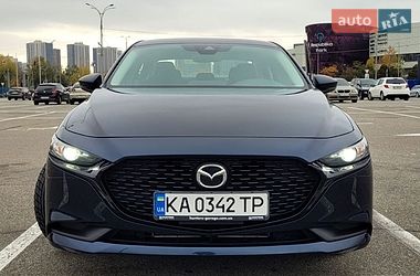 Седан Mazda 3 2021 в Киеве