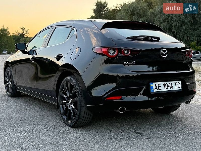 Хетчбек Mazda 3 2024 в Дніпрі