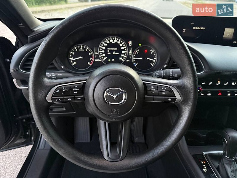 Хетчбек Mazda 3 2024 в Дніпрі