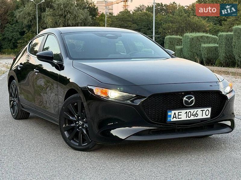 Хетчбек Mazda 3 2024 в Дніпрі