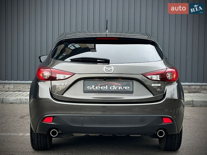 Хетчбек Mazda 3 2015 в Миколаєві