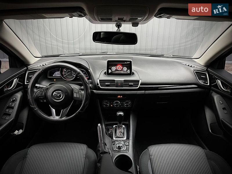 Хетчбек Mazda 3 2015 в Миколаєві