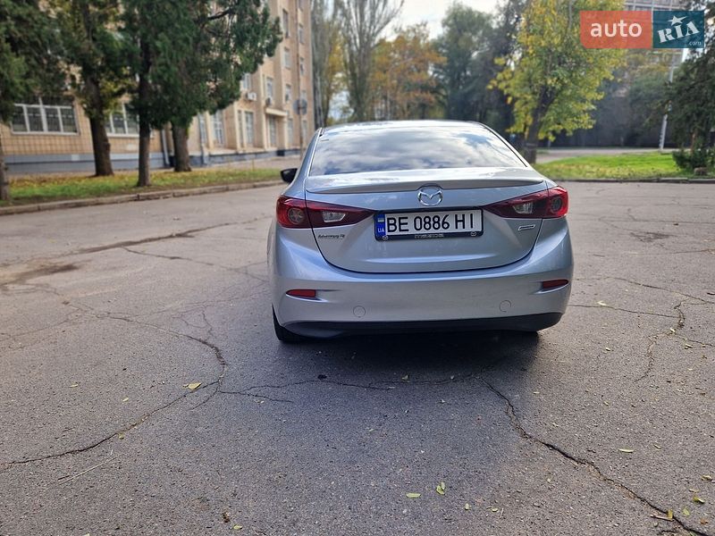 Седан Mazda 3 2017 в Миколаєві