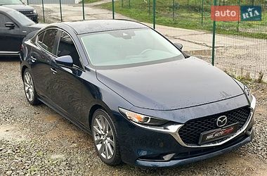 Седан Mazda 3 2019 в Ивано-Франковске