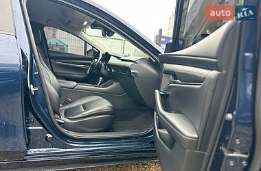 Седан Mazda 3 2019 в Ивано-Франковске