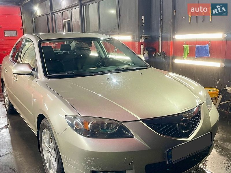 Седан Mazda 3 2007 в Львове