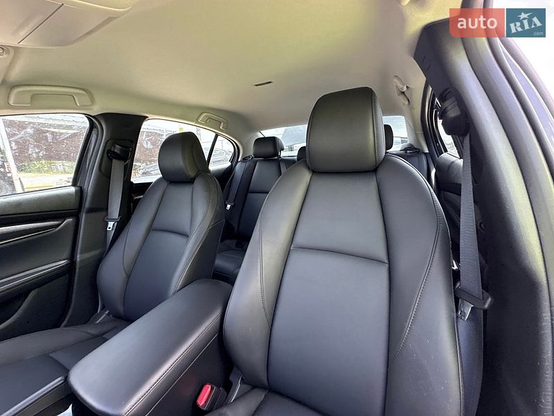 Седан Mazda 3 2025 в Полтаве