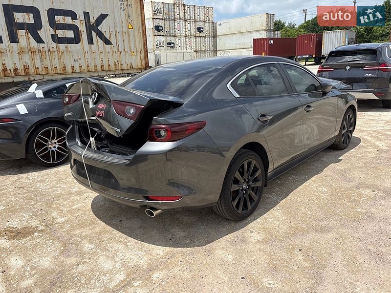 Седан Mazda 3 2025 в Полтаве