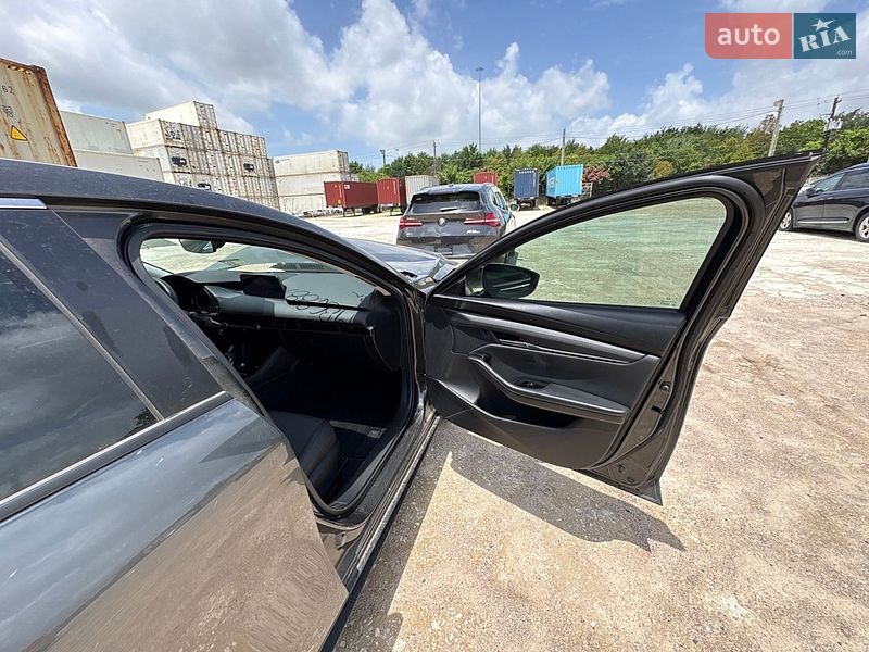 Седан Mazda 3 2025 в Полтаве