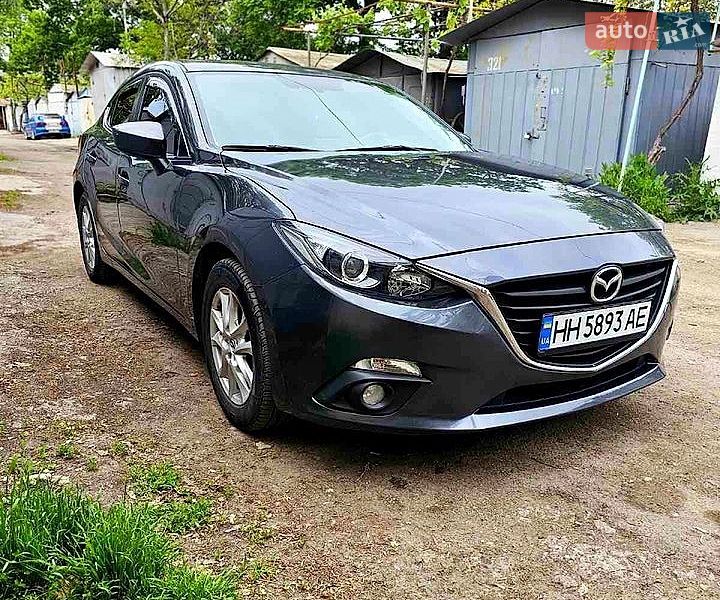 Седан Mazda 3 2016 в Одесі