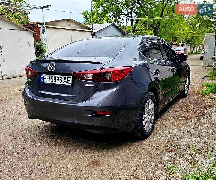 Седан Mazda 3 2016 в Одесі