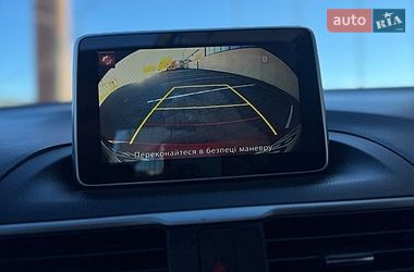 Седан Mazda 3 2014 в Стрые
