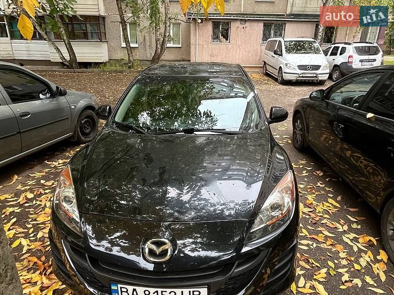 Седан Mazda 3 2010 в Кропивницком