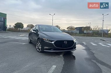 Седан Mazda 3 2020 в Киеве