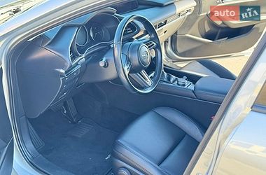 Седан Mazda 3 2019 в Киеве