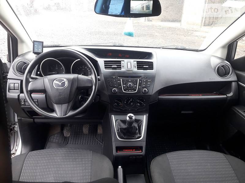 Мінівен Mazda 5 2012 в Рівному