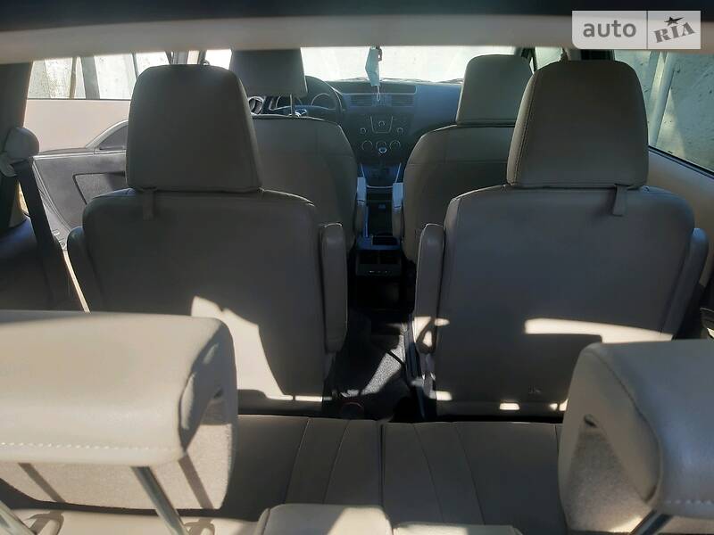 Универсал Mazda 5 2013 в Киеве