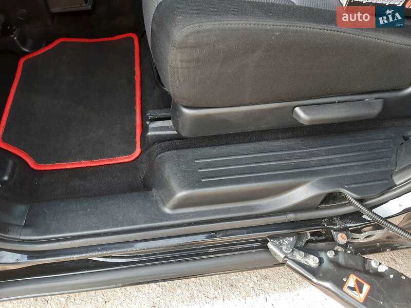 Минивэн Mazda 5 2007 в Ивано-Франковске