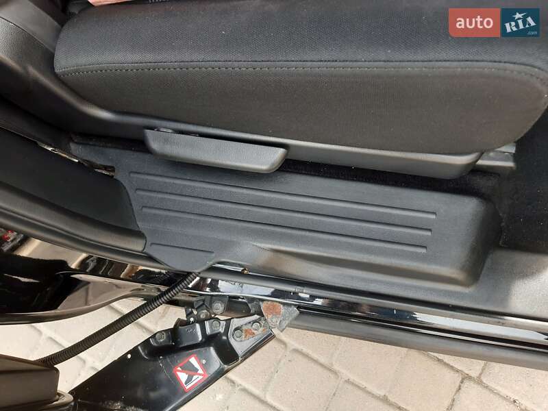 Мінівен Mazda 5 2007 в Івано-Франківську