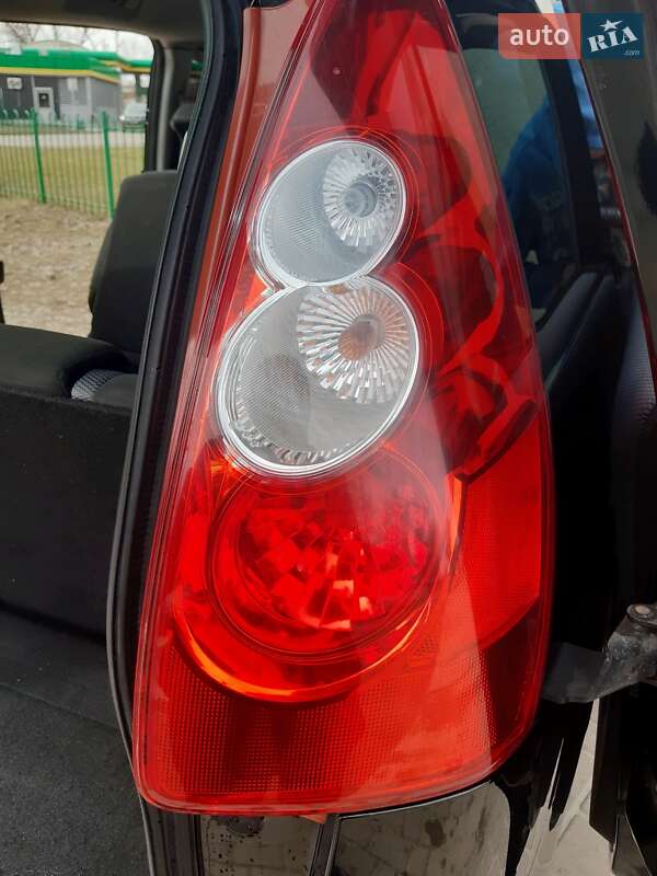Мінівен Mazda 5 2007 в Івано-Франківську
