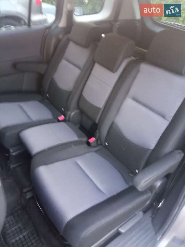 Минивэн Mazda 5 2006 в Львове