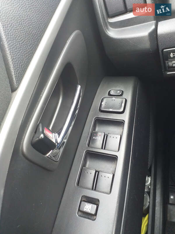 Минивэн Mazda 5 2012 в Ужгороде